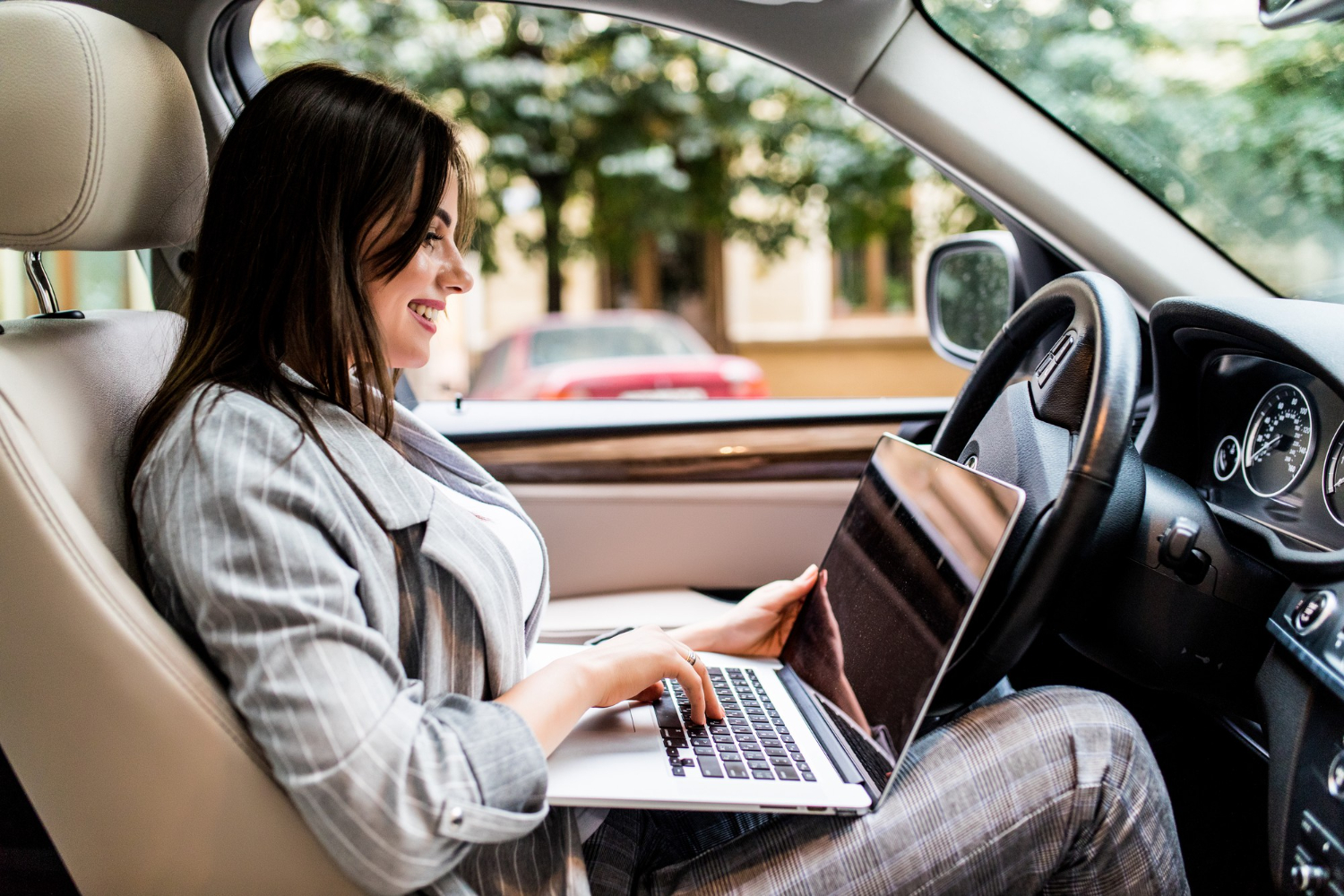 Top 5 des vérifications à faire avant d’acheter une voiture d’occasion